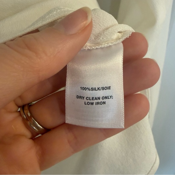 Lafayette 148 New York White Crepe Silk Blouse with Pockets - Picture 12 of 12